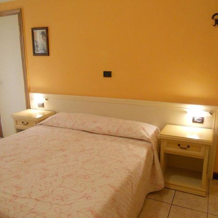 Hotel Salus Montecatini Terme Exterior foto