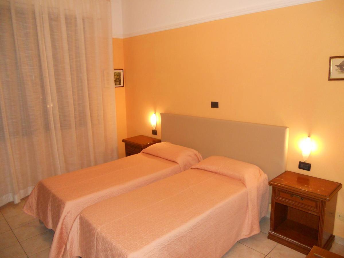 Hotel Salus Montecatini Terme Exterior foto
