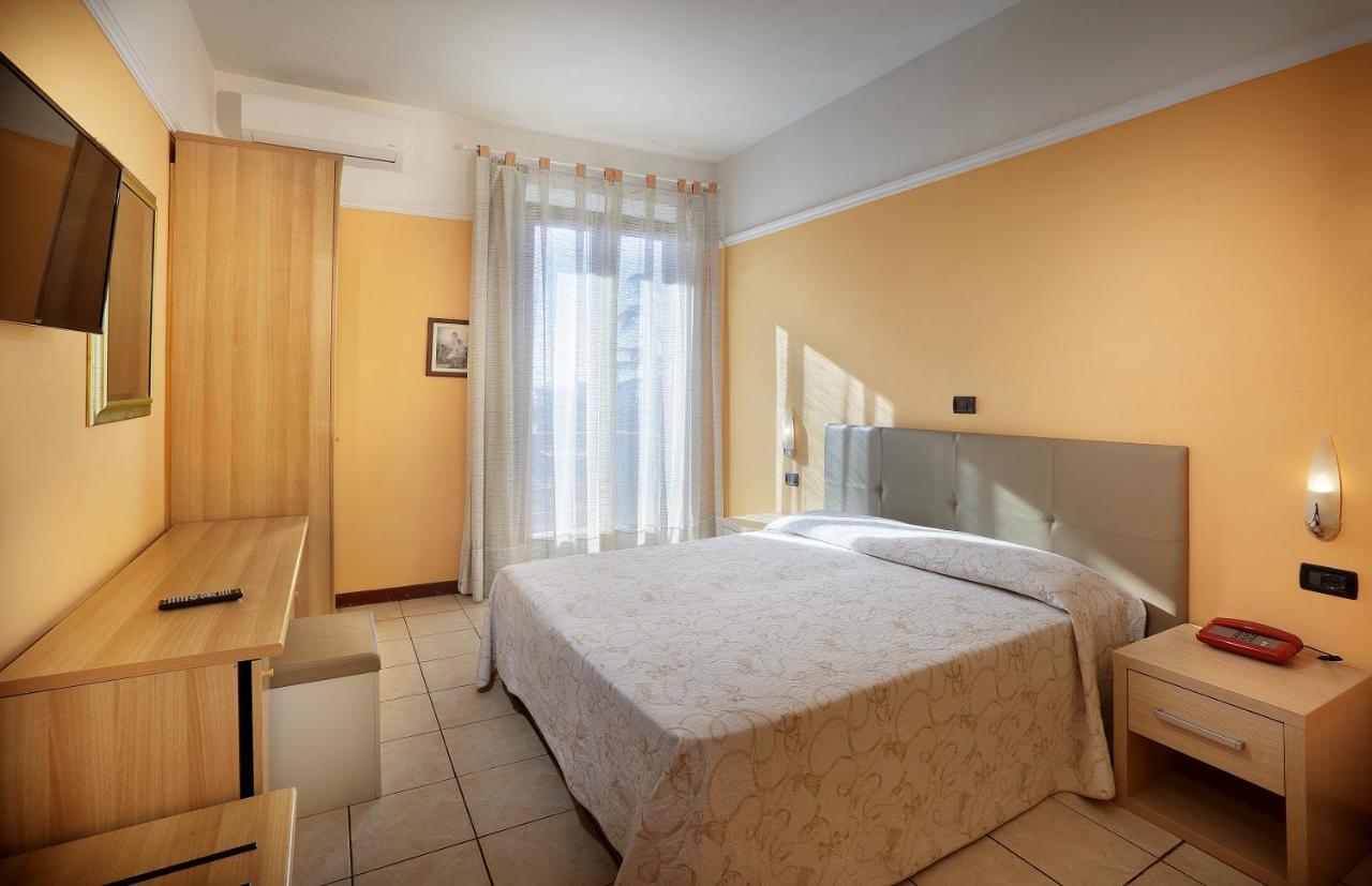 Hotel Salus Montecatini Terme Exterior foto